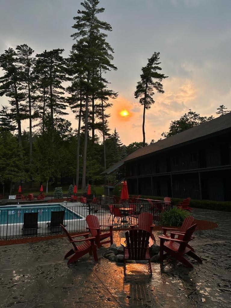 The Stone Gate Resort Lake George Kültér fotó
