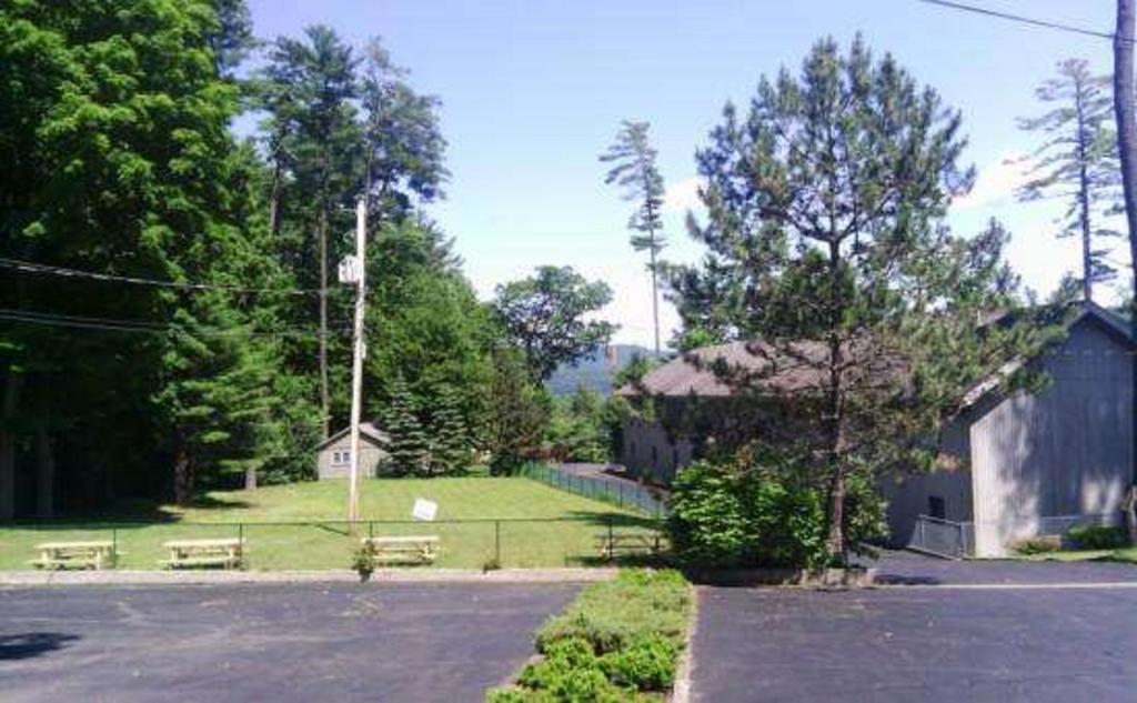 The Stone Gate Resort Lake George Kültér fotó